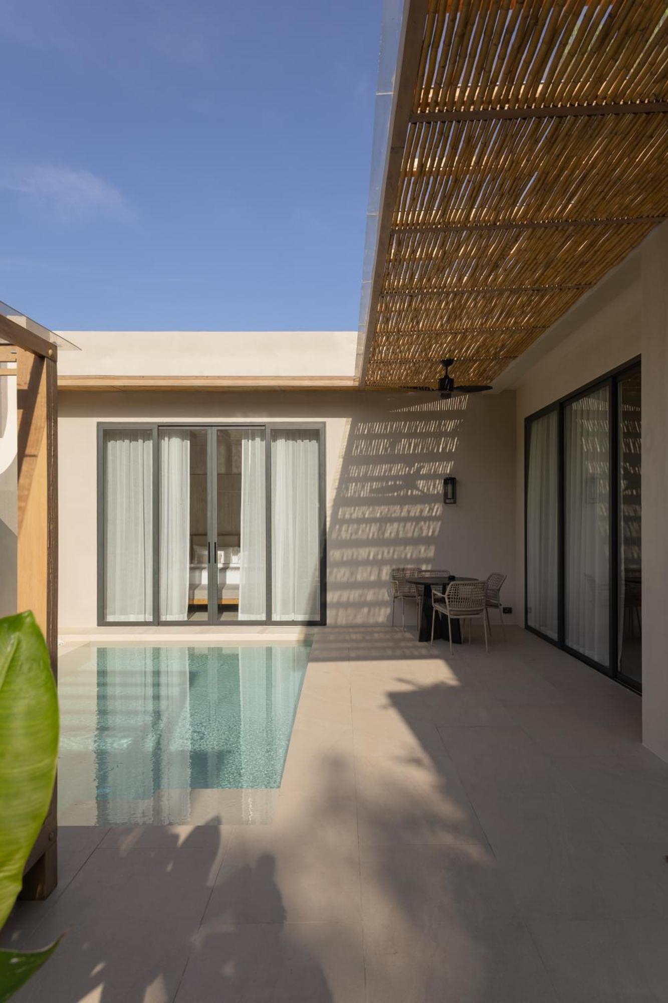 Eden Resort & Villas Phuket Patong Bagian luar foto