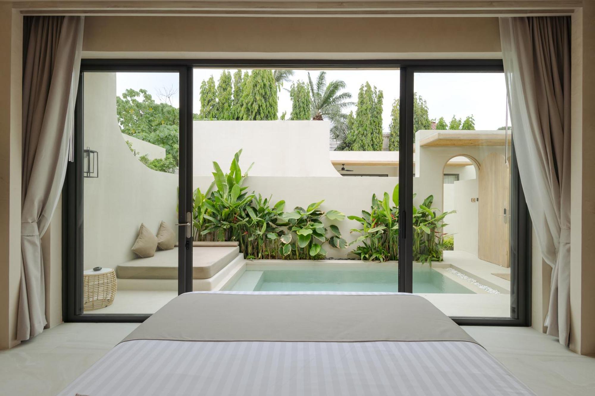 Eden Resort & Villas Phuket Patong Bagian luar foto