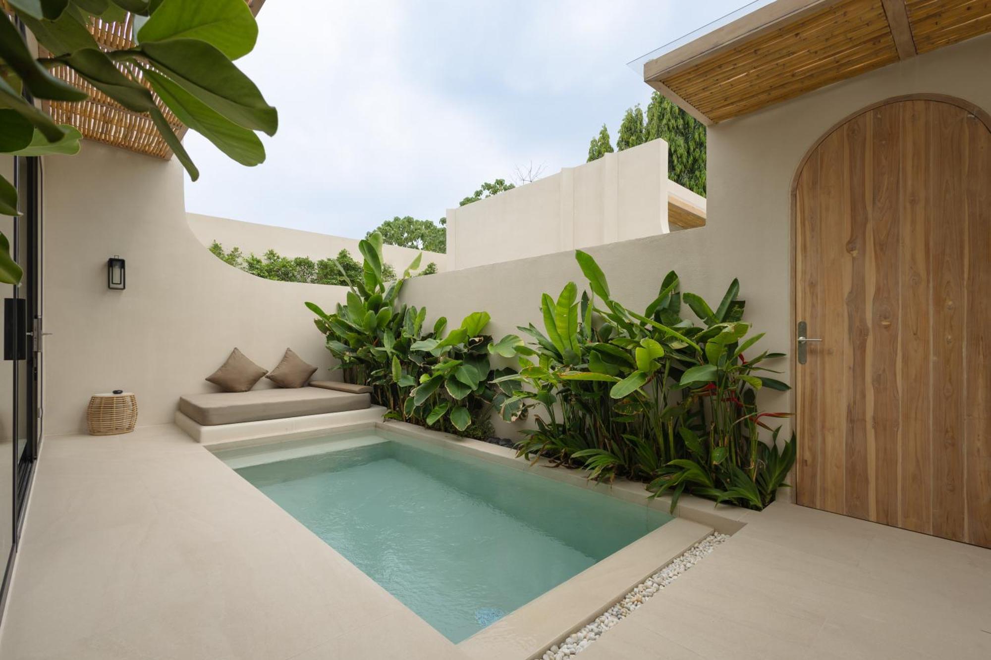 Eden Resort & Villas Phuket Patong Bagian luar foto